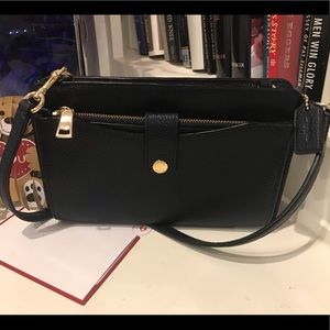 COACH Pop-Up Messenger Crossbody(Mid Night Blue)